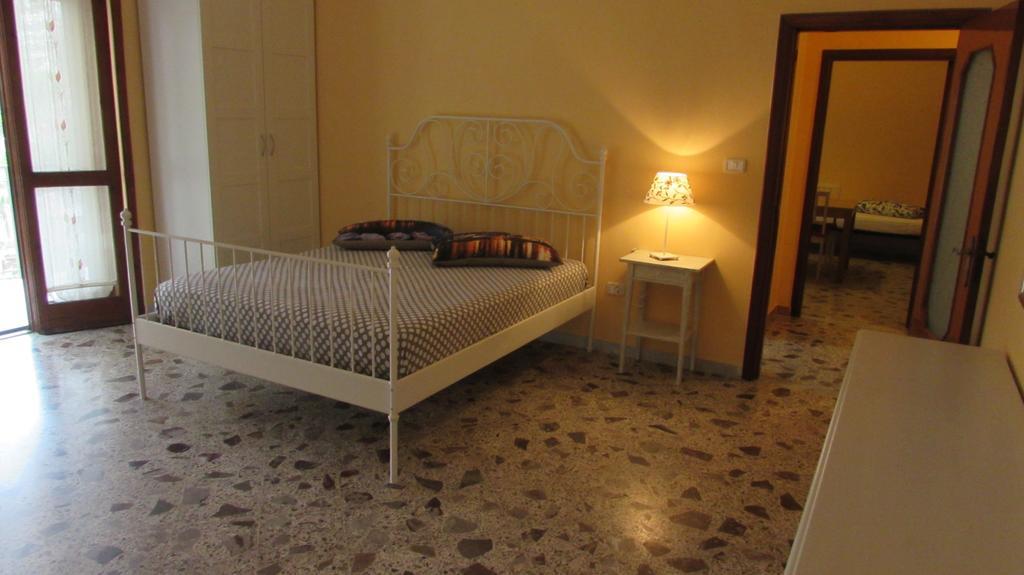 Villa Claudianna Bed & Bike 帕埃斯图姆 外观 照片